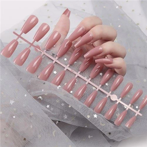 Ewinedd Ffug Arch Canolig Sglein